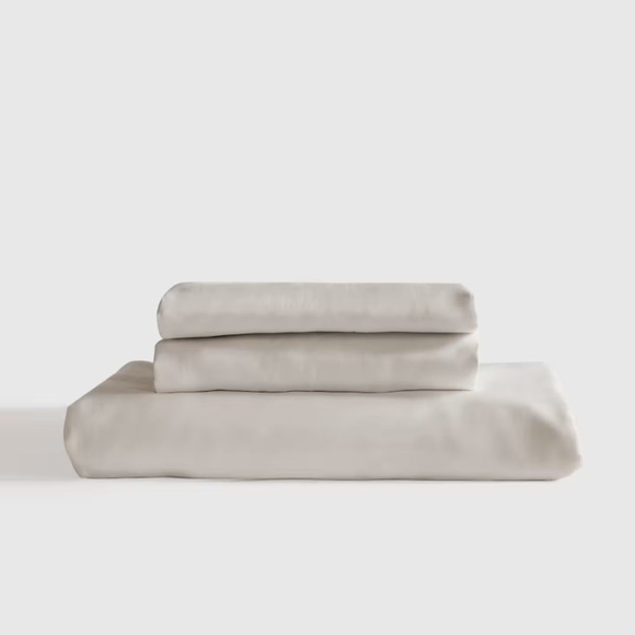 NWT QUINCE Bamboo Fitted Sheet Set Cal King Sand 0521 - Picture 1 of 10